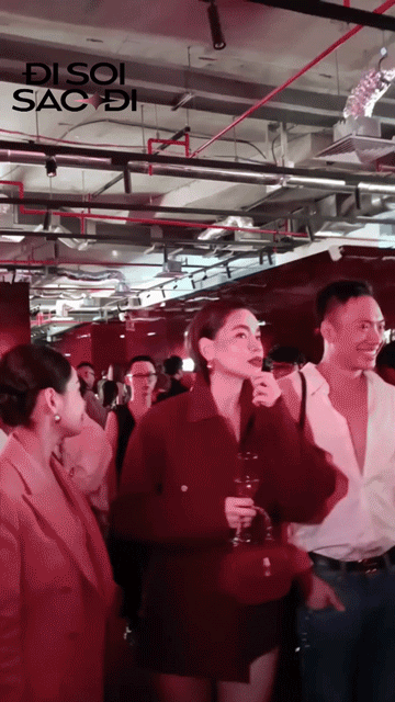 Visual sáng bừng, xuất sắc của 2 mỹ nhân đình đám Vbiz tại sự kiện