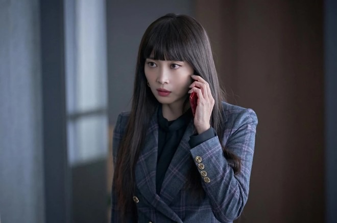 Oh Yoon Ah nổi tiếng với những vai “ác nữ”.