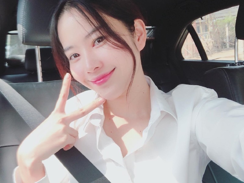 Không ít lần, hình ảnh giản dị đời thường của Nam Em khiến dân tình xuýt xoa. Đến hiện tại, nhan sắc thời đỉnh cao của cô vẫn được người hâm mộ 