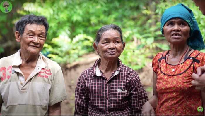 Bà Rể cho phép chồng lấy thêm vợ với mong ước có đứa con.