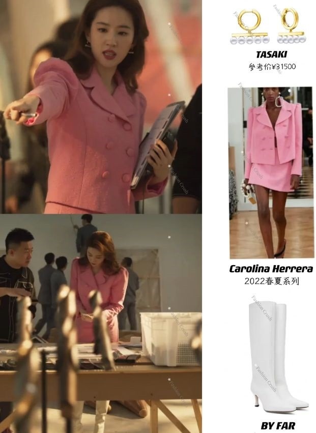 Theo 163, trang phục phải mang phong cách đúng với thời đại trong phim. Chính vì Câu chuyện hoa hồng không khắt khe trong việc tạo dựng bối cảnh nên khán giả có cảm giác bộ phim chỉ diễn ra trong thời gian ngắn, nữ chính liên tục yêu hết người này đến người khác.