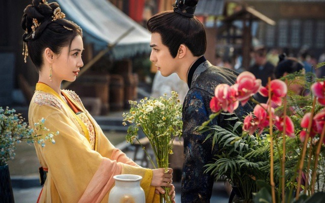 Khán giả mong chờ Tương Tư Lệnh sẽ khai thông thế bế tắc của Angelababy