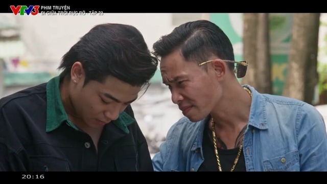 Quang bị bọn cho vay nặng lãi đe doạ