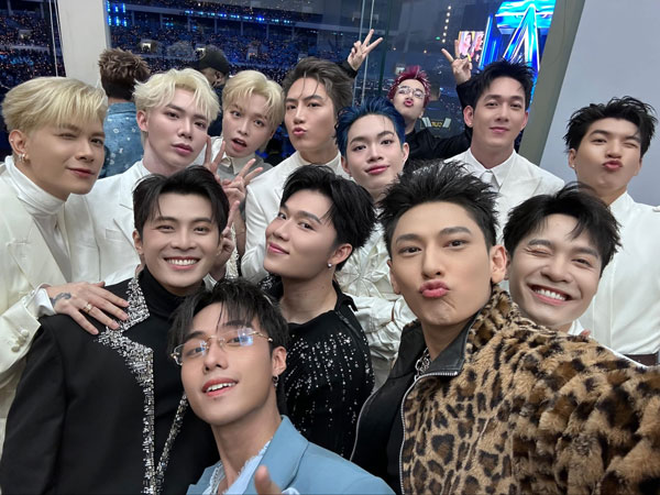 Tối 9/12, Isaac - HIEUTHUHAI - HURRYKNG sẽ tiếp tục có mặt ở Hà Nội để tham dự concert Anh Trai Say Hi D-4