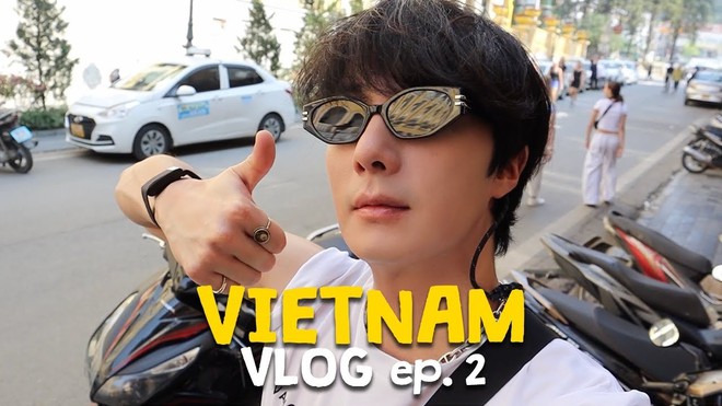 Các nghệ sĩ tự phát triển kênh cá nhân, quay vlog, show du lịch riêng. Video đến Việt Nam của Yoo Jae Suk, Suk Jin hút gần 7 triệu lượt xem sau 11 ngày đăng tải.