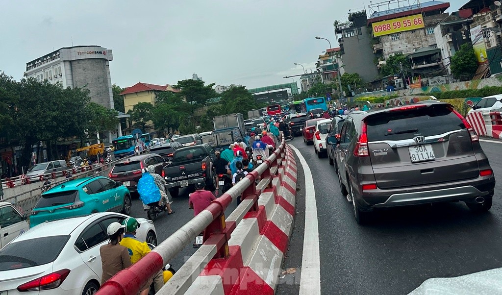 Đại diện Sở GTVT Hà Nội cho biết, lý do của việc kéo dài 