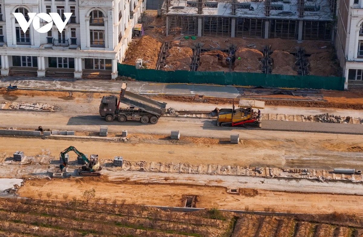 Đến nay, các hạng mục cơ bản đoạn đường từ phố Đại Linh tới cuối tuyến hiện đang chờ kết nối với tuyến đường đã hoàn thiện.