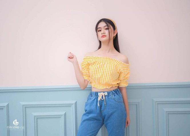 Nữ sinh 17 tuổi Cần Thơ khiến ngàn người tìm kiếm vì selfie dưới ánh Mặt Trời - 5 Nữ sinh 17 tuổi Cần Thơ khiến ngàn người tìm kiếm vì selfie dưới ánh Mặt Trời - 5