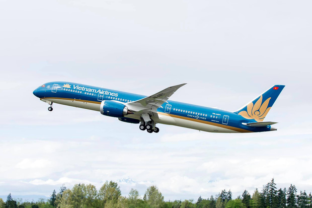 Vietnam Airlines tăng cường 6 chuyến bay sang Philippines phục vụ NHM xem Chung kết bóng đá nam SEA Games 30 Vietnam Airlines tăng cường 6 chuyến bay sang Philippines phục vụ NHM xem Chung kết bóng đá nam SEA Games 30