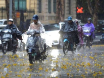 Thời tiết Hà Nội hôm nay 28/8: Hà Nội kết thúc nắng nóng, đón mưa to