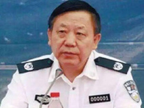 Bị tống tiền, quan tham Trung Quốc thẳng tay bắn chết bồ nhí từng đầu gối tay ấp