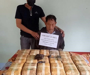 Nghi can chở 100.000 viên dây ma túy rơi vào ổ mật phục