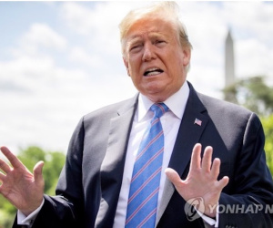 Tỷ lệ tín nhiệm ông Trump đạt mức cao nhất trong vòng 2 năm