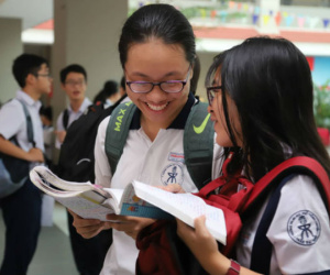 Gần 200.000 thí sinh chính thức bước vào thi lớp 10 tại TP.HCM và Hà Nội