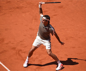 Federer tốc thắng, vào tứ kết Roland Garros 2019