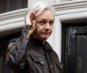 Tòa Thụy Điển bác yêu cầu bắt ông chủ WikiLeaks