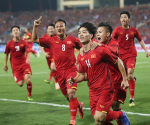 Đội hình dự kiến ĐT Việt Nam trận gặp Thái Lan: Tiến Dũng thay thế Đình Trọng, Quang Hải, Công Phượng đá chính?