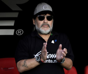Maradona bất ngờ tuyên bố muốn dẫn dắt M.U, đưa ra yêu cầu phải bán Pogba