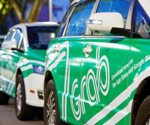 Bộ Giao thông vẫn đề xuất quản lý Grab, Fastgo như taxi