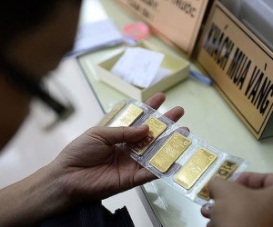 Giá vàng miếng trong nước chạm ngưỡng 37 triệu đồng