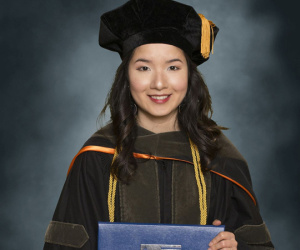 Lần đầu tiên có nữ du học sinh Việt tốt nghiệp thủ khoa ngành Dược một trường Đại học lớn tại Mỹ