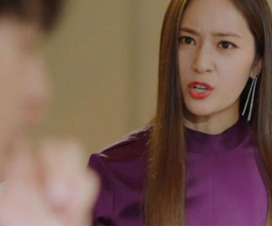 Vợ chồng lục đục vì chuyện nhỏ nhặt, nhưng tôi quyết định ly hôn khi đọc được tin nhắn chồng nhờ bạn thân điều này