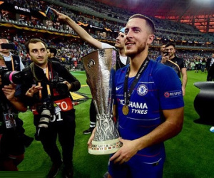 Hazard gia nhập Real Madrid với mức giá kỷ lục
