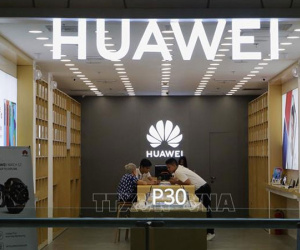 Mỹ hé lộ điều kiện nới lỏng lệnh cấm Huawei