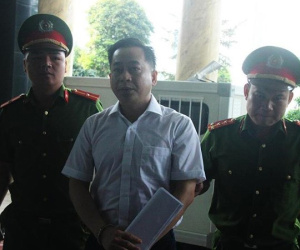 Hình ảnh mới của Vũ 'nhôm' và 2 cựu thứ trưởng bộ công an