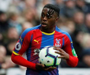 Wan-Bissaka nổi loạn để được chuyển đến MU