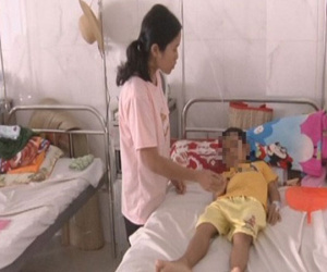 Phẫu thuật chuyển giới từ bé trai thành bé gái ở Đắk Lắk: Những đứa trẻ bị 'giời hành' vì lạ thường 'chỗ ấy'