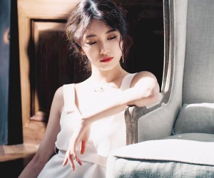 Bí mật đằng sau mấy sợi tóc màu rượu đỏ vợ tìm được dưới gối sau chuyến công tác trở về