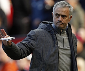 Mourinho thừa nhận khả năng dẫn dắt một đội tuyển