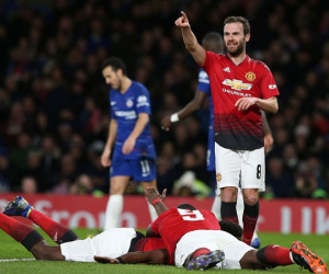 Juan Mata bất ngờ gia hạn hợp đồng với MU