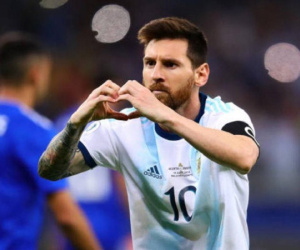 Messi nổ súng nhưng vẫn không cứu được Argentina