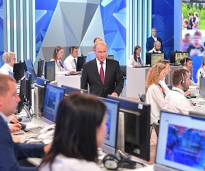 Ông Putin thừa nhận Nga thiệt hại 50 tỉ USD vì phương Tây