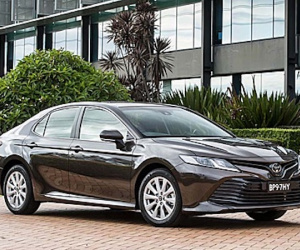 Toyota ngưng bán Camry, Altis tại Australia vì nguy cơ lỗi phanh