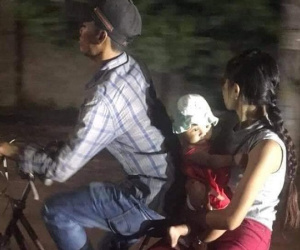 Chồng đèo vợ con trên chiếc xe cà tàng, dân mạng xuýt xoa vì tình yêu bình dị nhưng thật đẹp