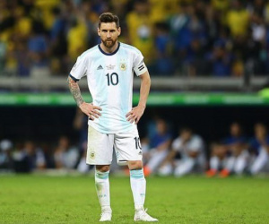 Messi khẳng định sẽ không giã từ ĐTQG sau thất bại ở Copa America