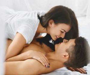 Vợ chồng đổi gió phòng the bằng dụng cụ tình dục: Người lên mây kẻ nhập viện khẩn cấp