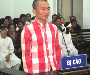 Chủ thầu mất mạng vì 'ôm vợ' thợ xây