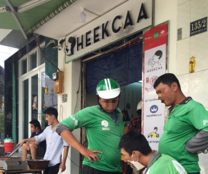 Uống thử trà sữa... 'Fake' ẩn mình sau các ứng dụng đặt hàng online, pha chế thủ công và giá chỉ bằng 1/2 hàng thật