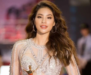 Từng nhiều lần bị nghi ngờ về khả năng ngoại ngữ, nay Phạm Hương chính thức thể hiện trình tiếng Anh 'không phải dạng vừa đâu' với status được hỗ trợ bằng...Google dịch