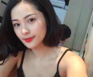 Giữa lúc tình cũ Cường Đô la chuẩn bị đám cưới, Hạ Vi hết than thở mất ngủ lại tiết lộ bị bệnh