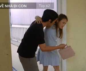 Xem Thư (Về nhà đi con) đi đẻ, chị em lại soi chi tiết này rồi chạnh lòng thốt lên: 'Phim thật như đời'