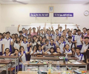Phát hiện lớp học có 16/49 em trên 27 điểm, điểm thấp nhất lớp là 23