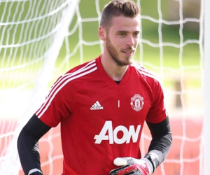 De Gea đồng ý ở lại MU, hưởng lương kỷ lục