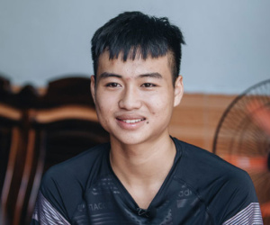 Gặp chàng thủ khoa khối A toàn quốc suýt trượt tốt nghiệp vì Tiếng Anh được 1.4: Chỉ học Toán, Lý, Hoá nên bỏ bê ngoại ngữ