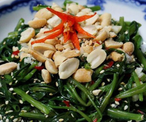 Bỏ ngay 3 thói quen sai lầm này khi ăn rau muống nếu không muốn rước họa vào thân, hại sức khỏe