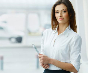 Gã trai ruồng rẫy bạn gái trong cơn bệnh tật với lời miệt thị 'phế nhân' và màn trùng phùng sau 3 năm đủ khiến gã rét run
